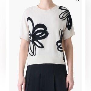 Daisy Intarsia Knit Short Sleeve Virgin Wool Sweater New W Defects. Size 10.